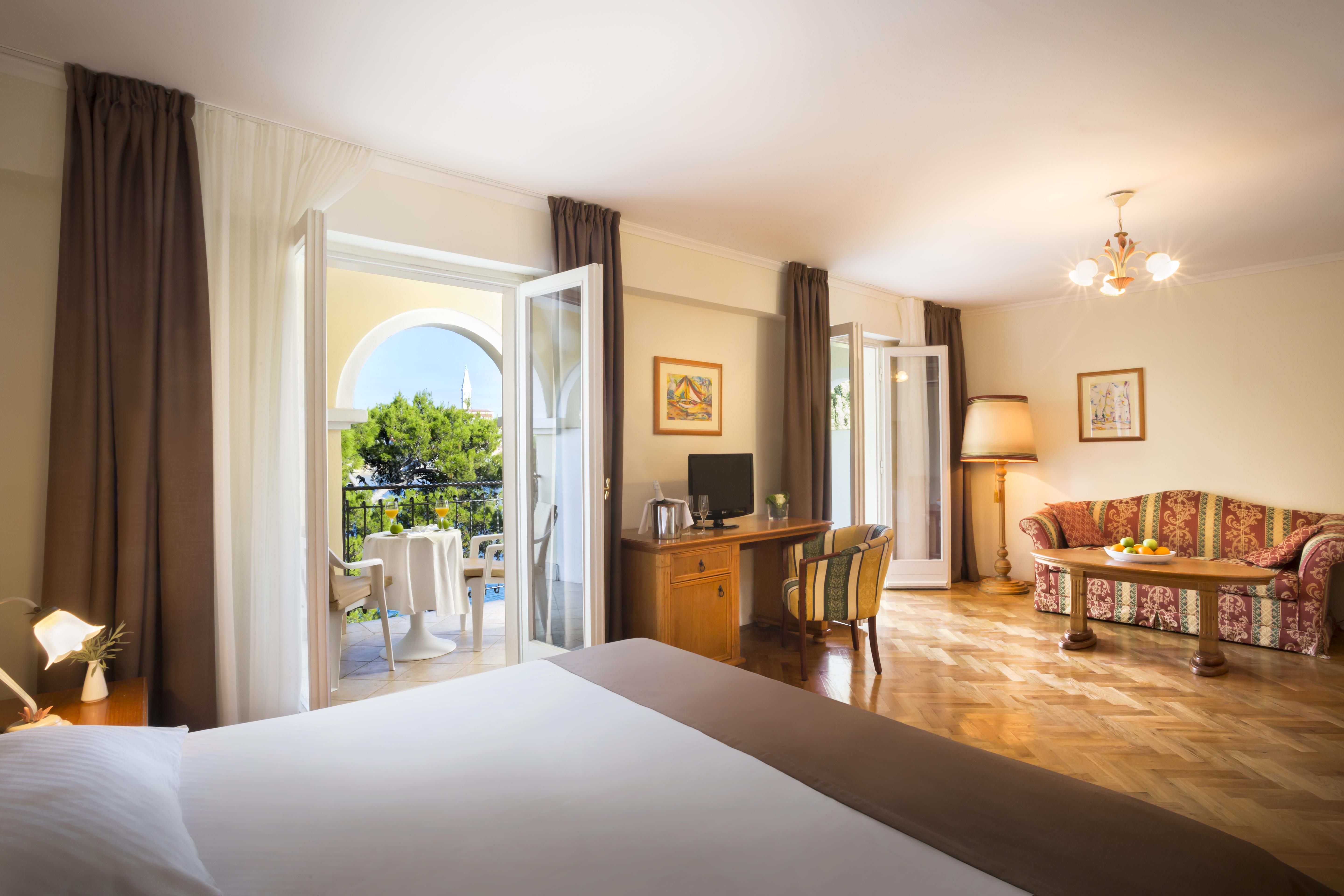 Maistra Select Island Hotel Katarina روفينج المظهر الخارجي الصورة