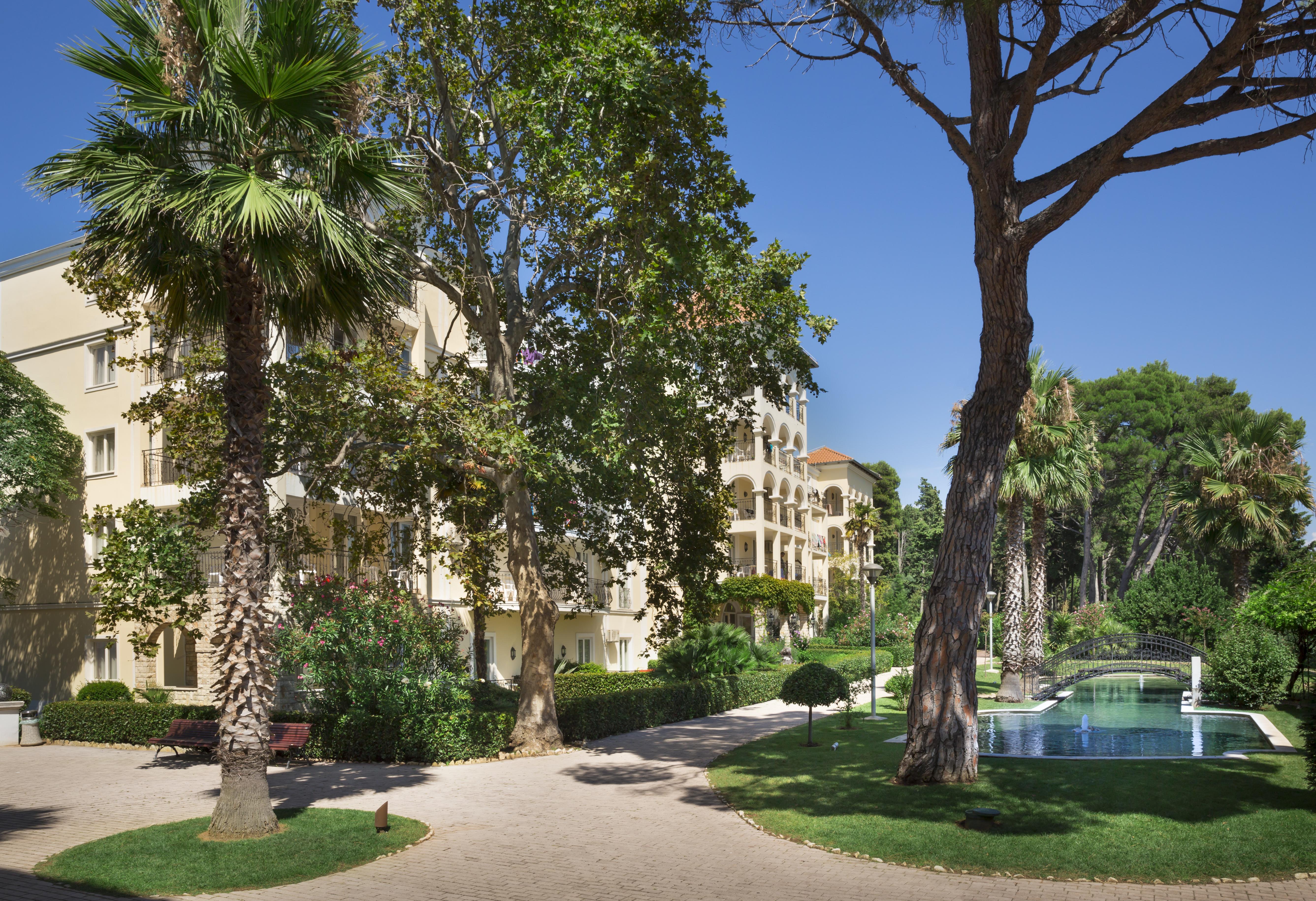 Maistra Select Island Hotel Katarina روفينج المظهر الخارجي الصورة