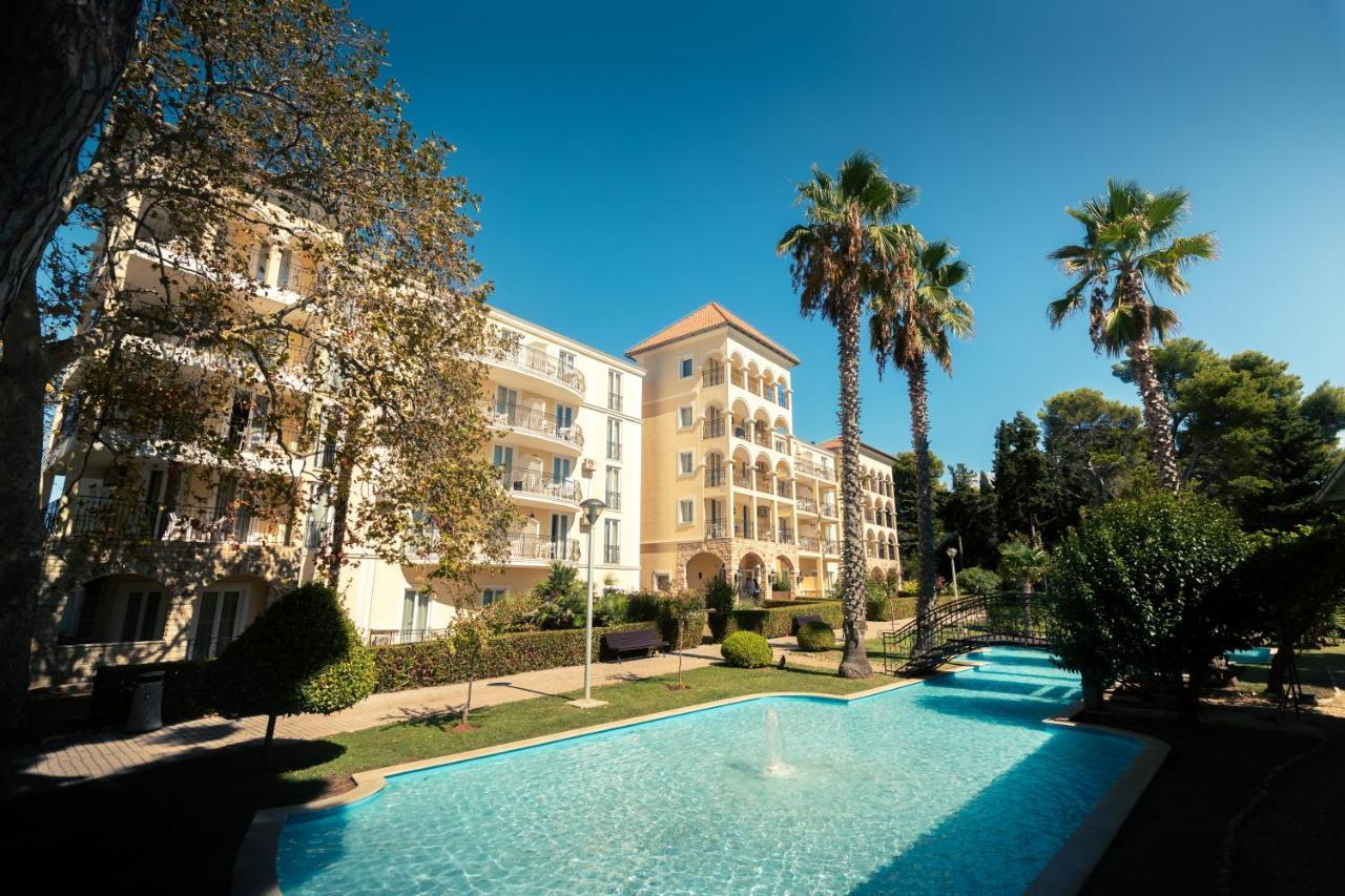 Maistra Select Island Hotel Katarina روفينج المظهر الخارجي الصورة