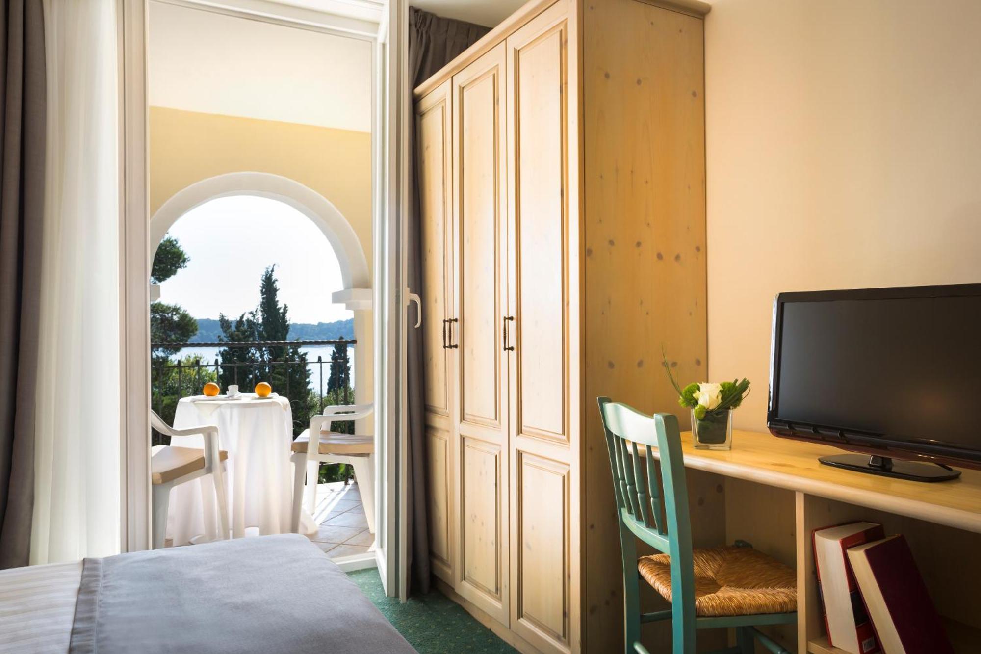 Maistra Select Island Hotel Katarina روفينج الغرفة الصورة